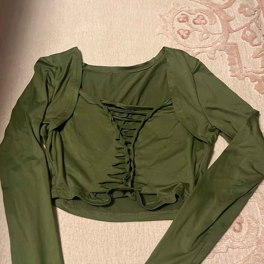 Green long sleeve cut out top